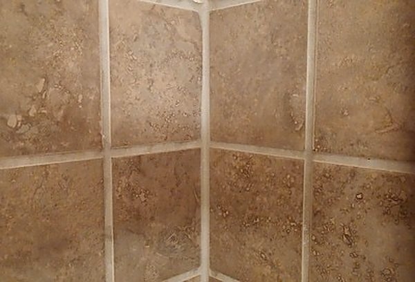 Clean grout lines after pressure extraction in a San Antonio TX home